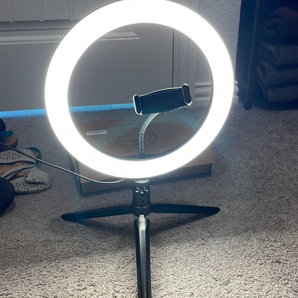 10in LED Ring Light - Picture 4 of 7